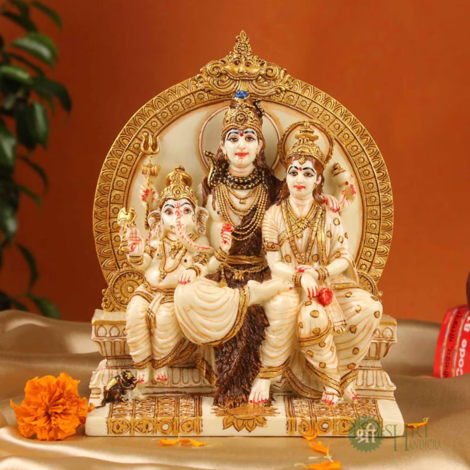 Shiva Pariwar Idol with Parvati & Ganesha